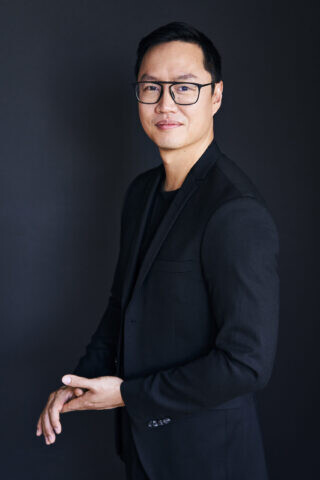 Philip Chiu, a renowned Canadian pianist, will chair the Jury for the AIDA Grants of the JM Canada Foundation